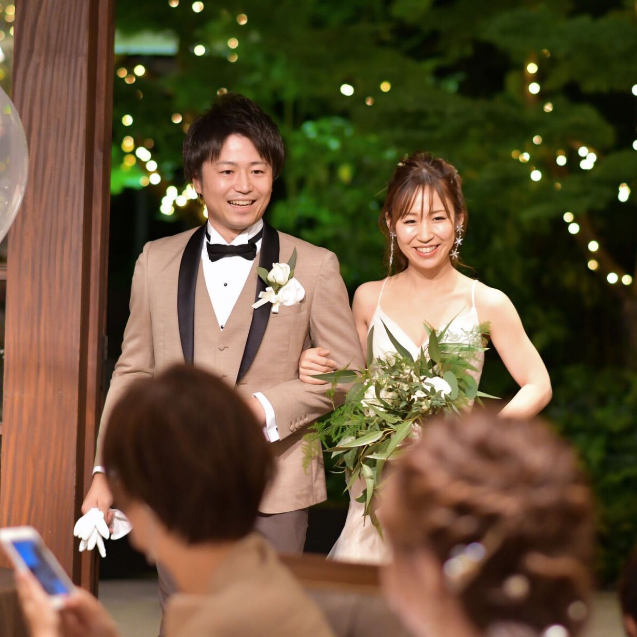 披露宴パーティのカバー写真