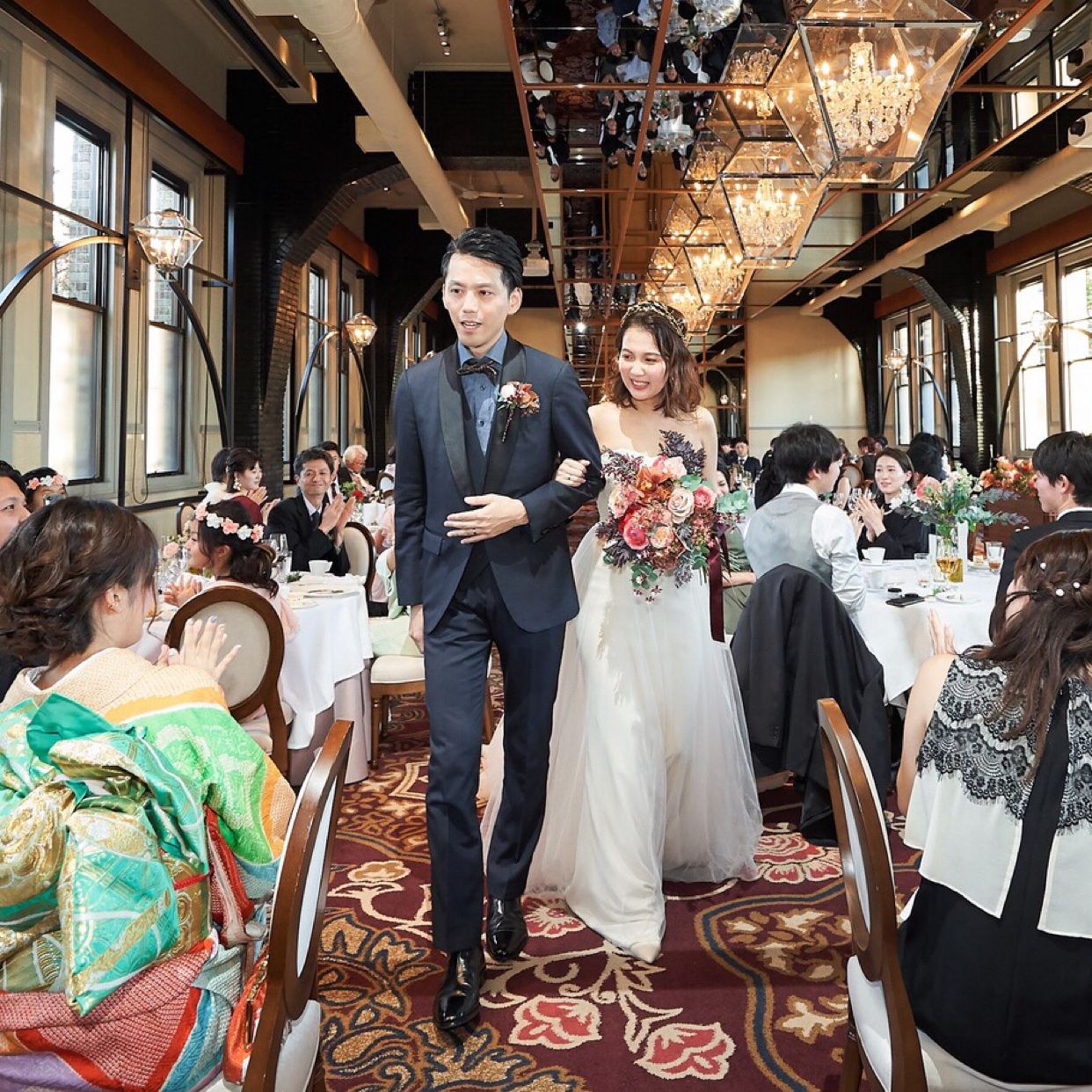 披露宴パーティのカバー写真