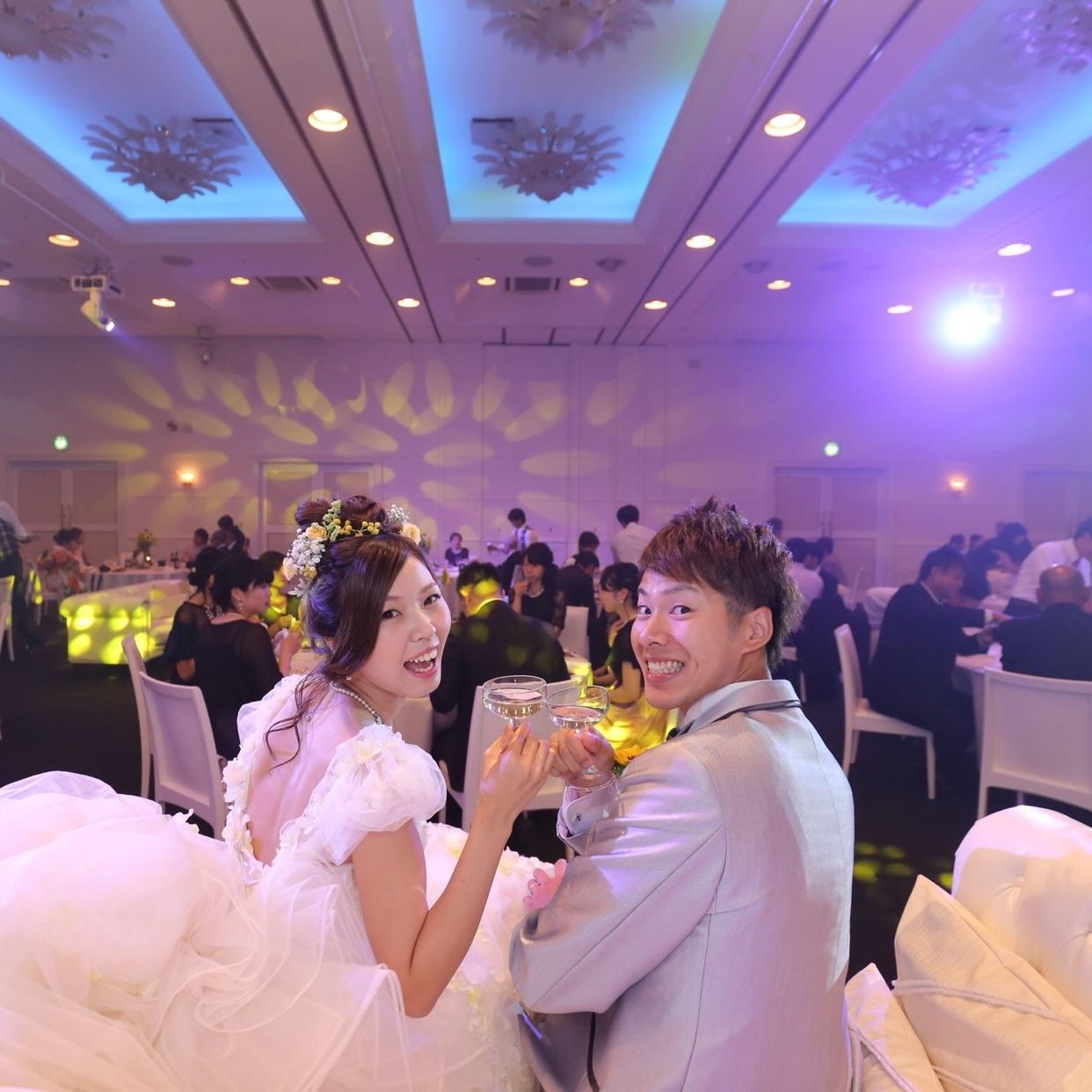 披露宴パーティのカバー写真