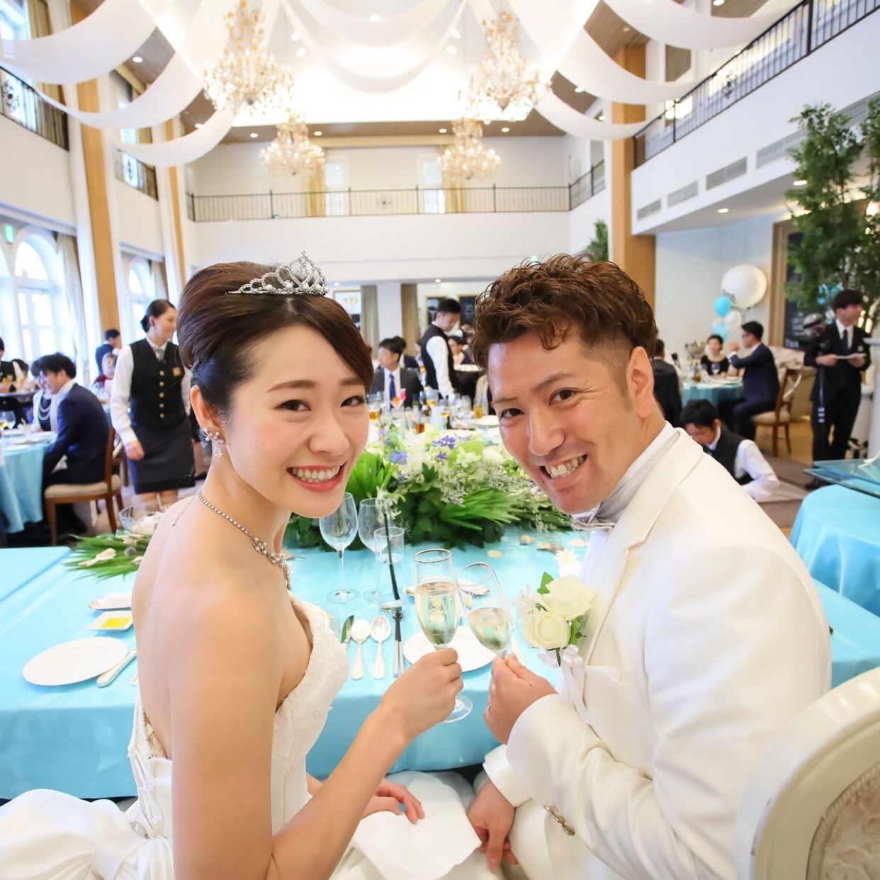 披露宴パーティのカバー写真