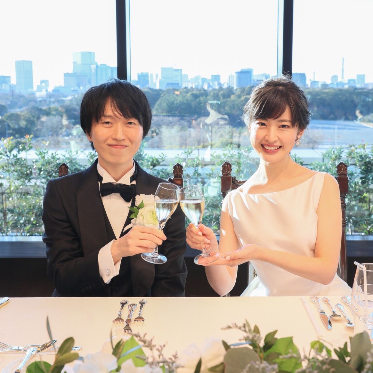 披露宴パーティのカバー写真