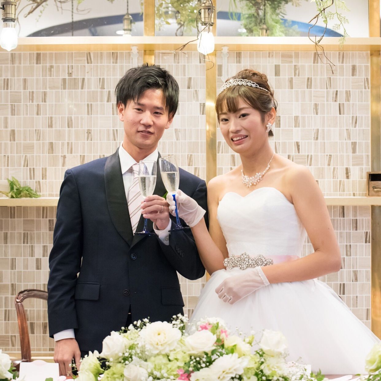 披露宴パーティのカバー写真