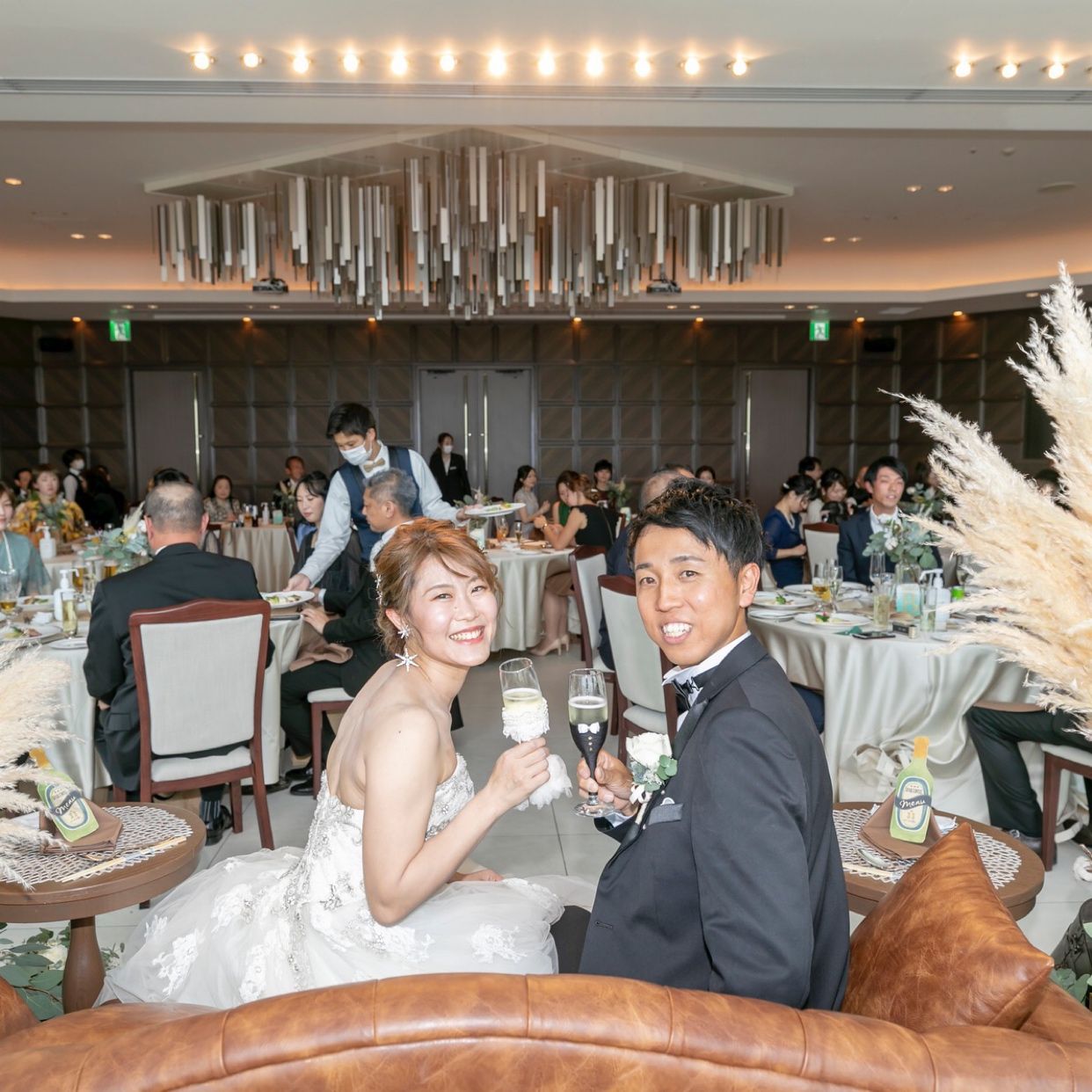 披露宴パーティのカバー写真