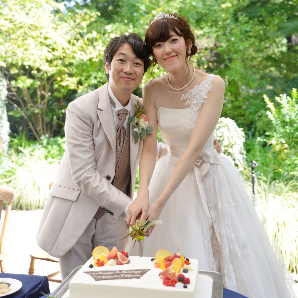 披露宴パーティのカバー写真