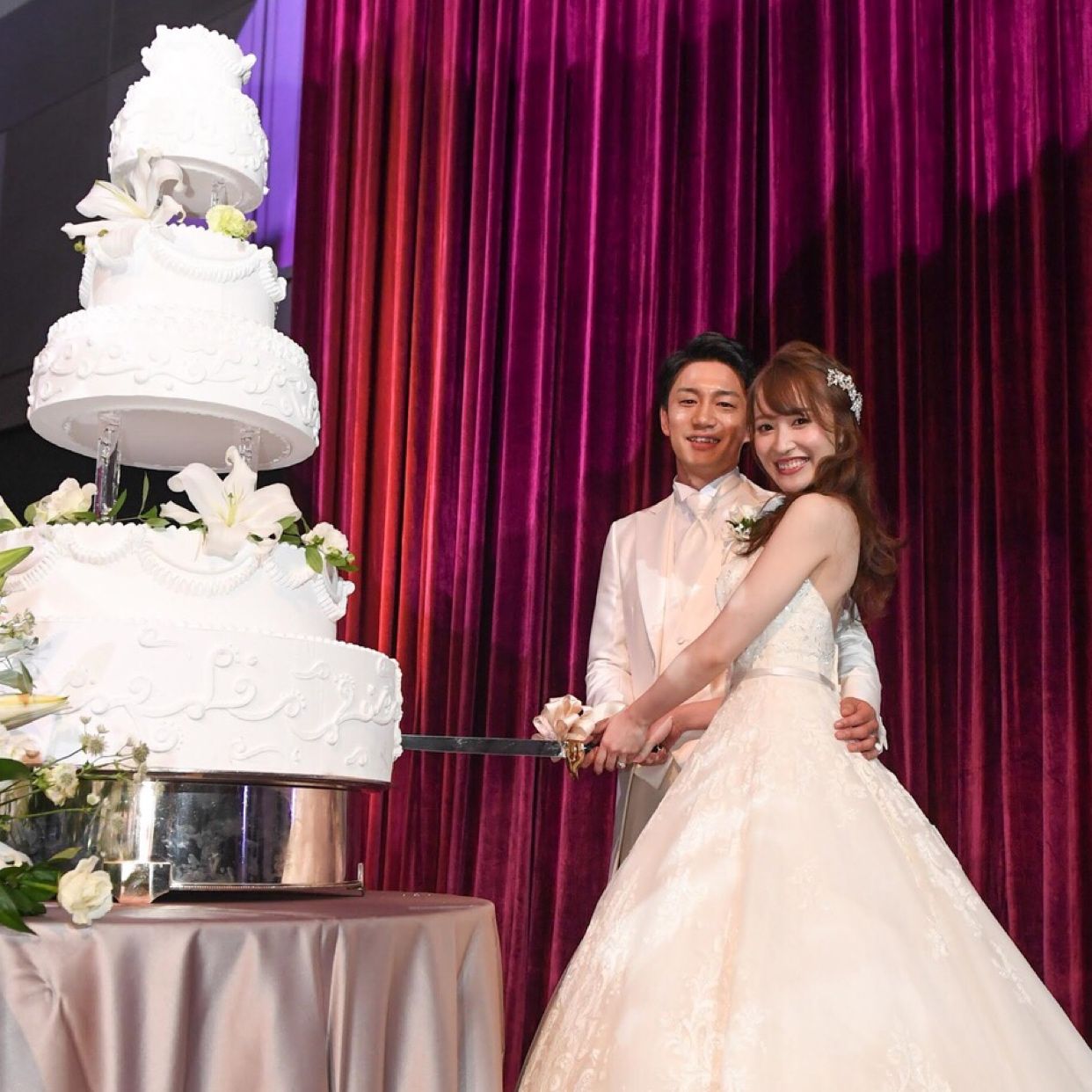 披露宴パーティのカバー写真