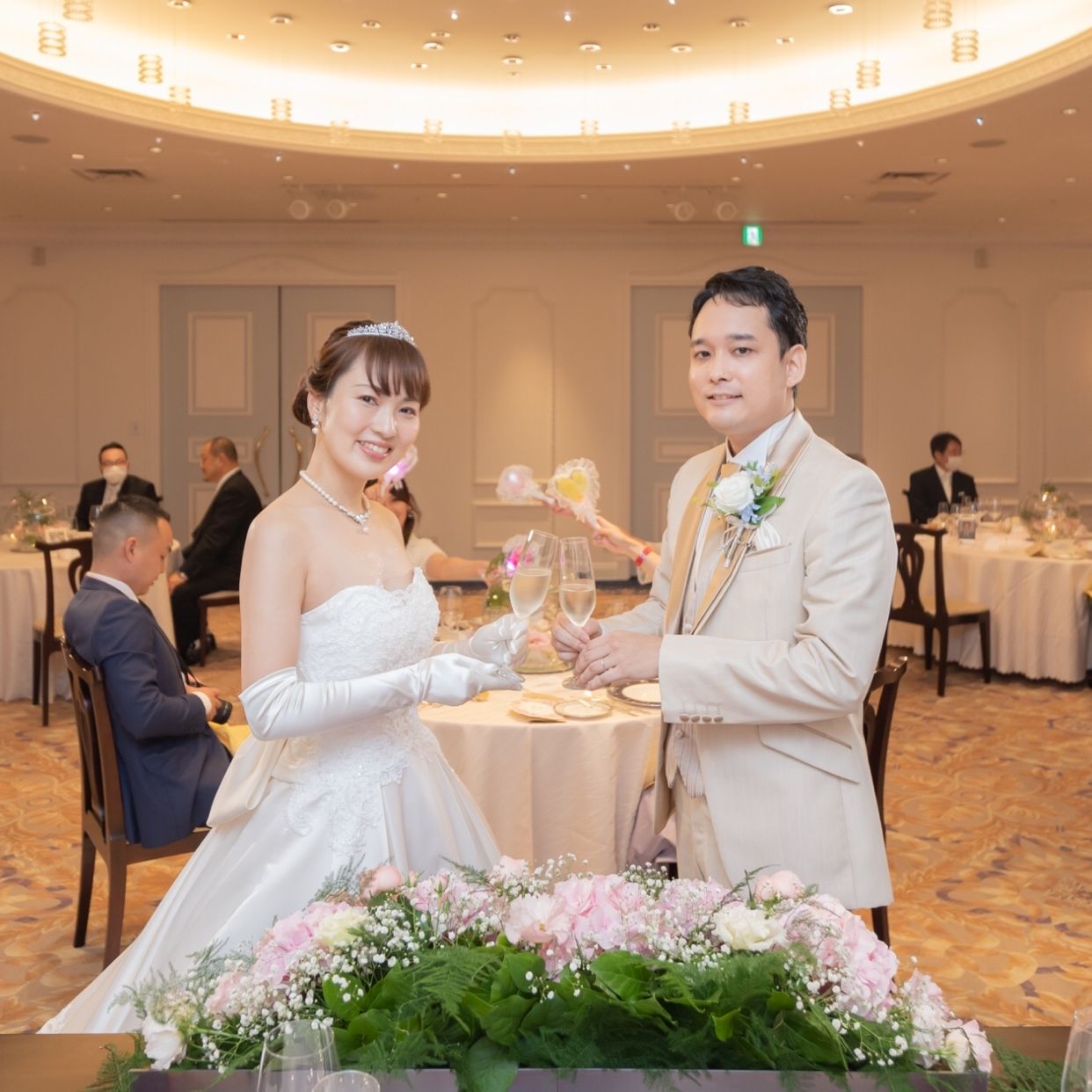 披露宴パーティのカバー写真