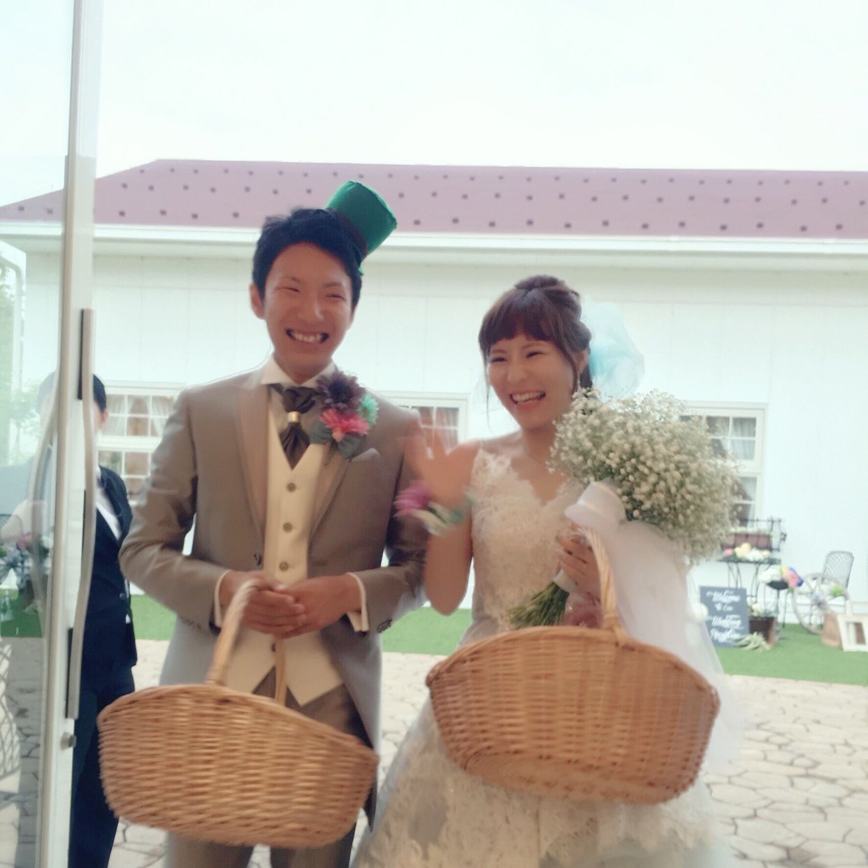 披露宴パーティのカバー写真