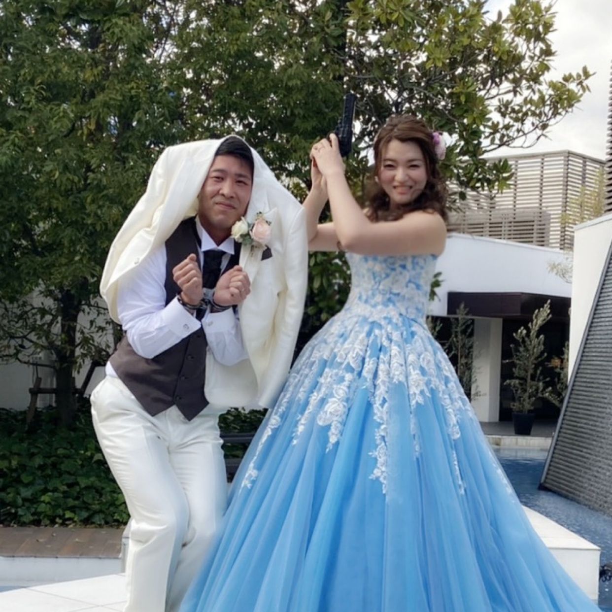 披露宴パーティのカバー写真