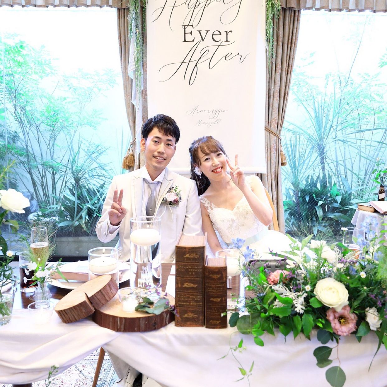 披露宴パーティのカバー写真