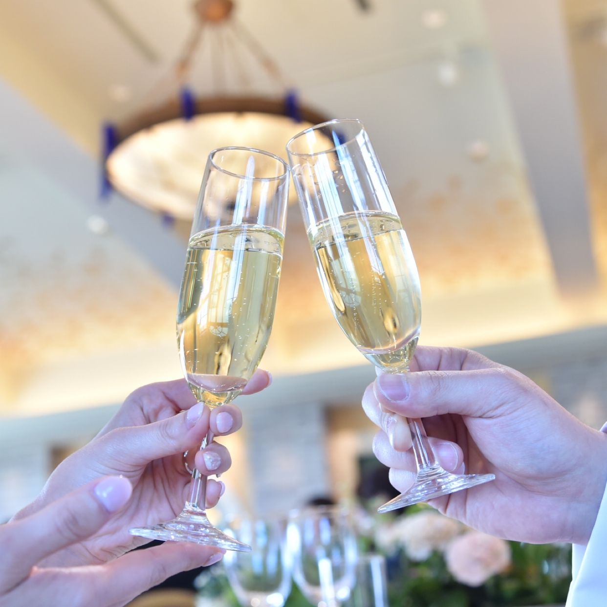 披露宴パーティのカバー写真