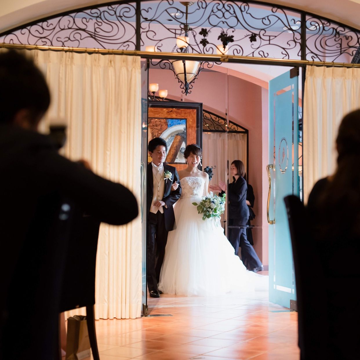 披露宴パーティのカバー写真