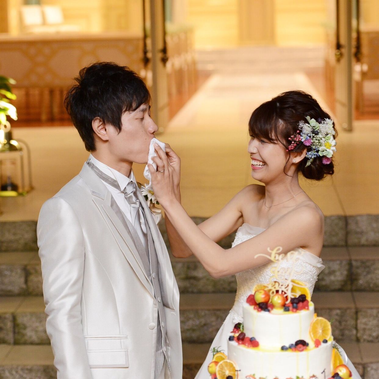 披露宴パーティのカバー写真