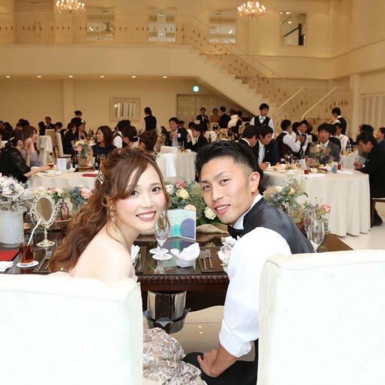 披露宴パーティのカバー写真