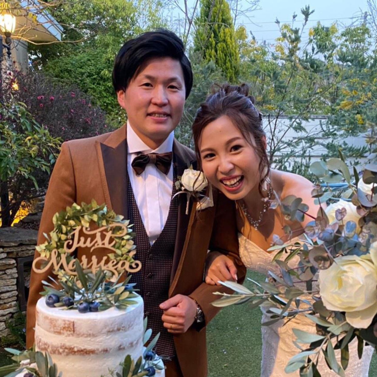 披露宴パーティのカバー写真