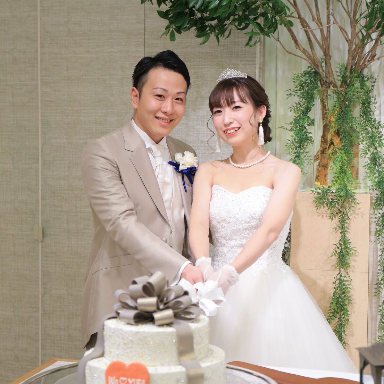 披露宴パーティのカバー写真