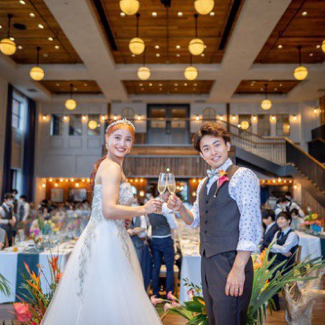 披露宴パーティのカバー写真