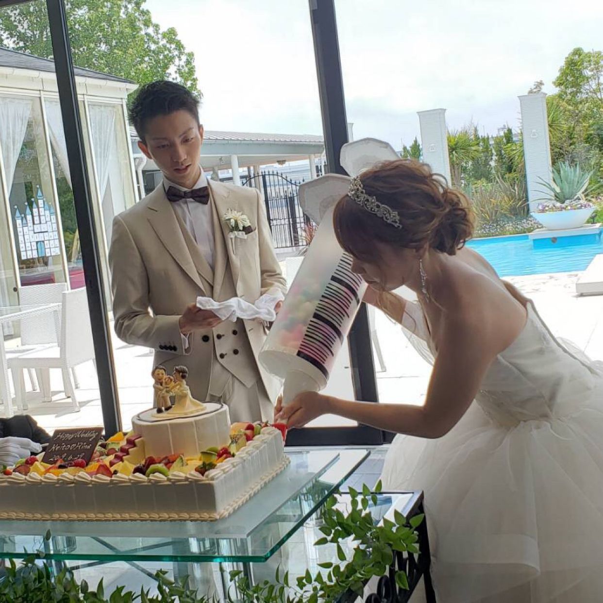 披露宴パーティのカバー写真