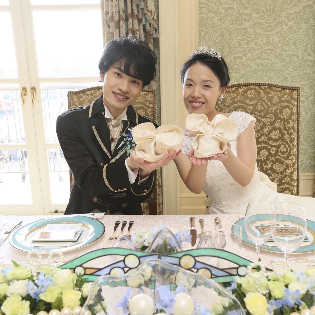 披露宴パーティのカバー写真