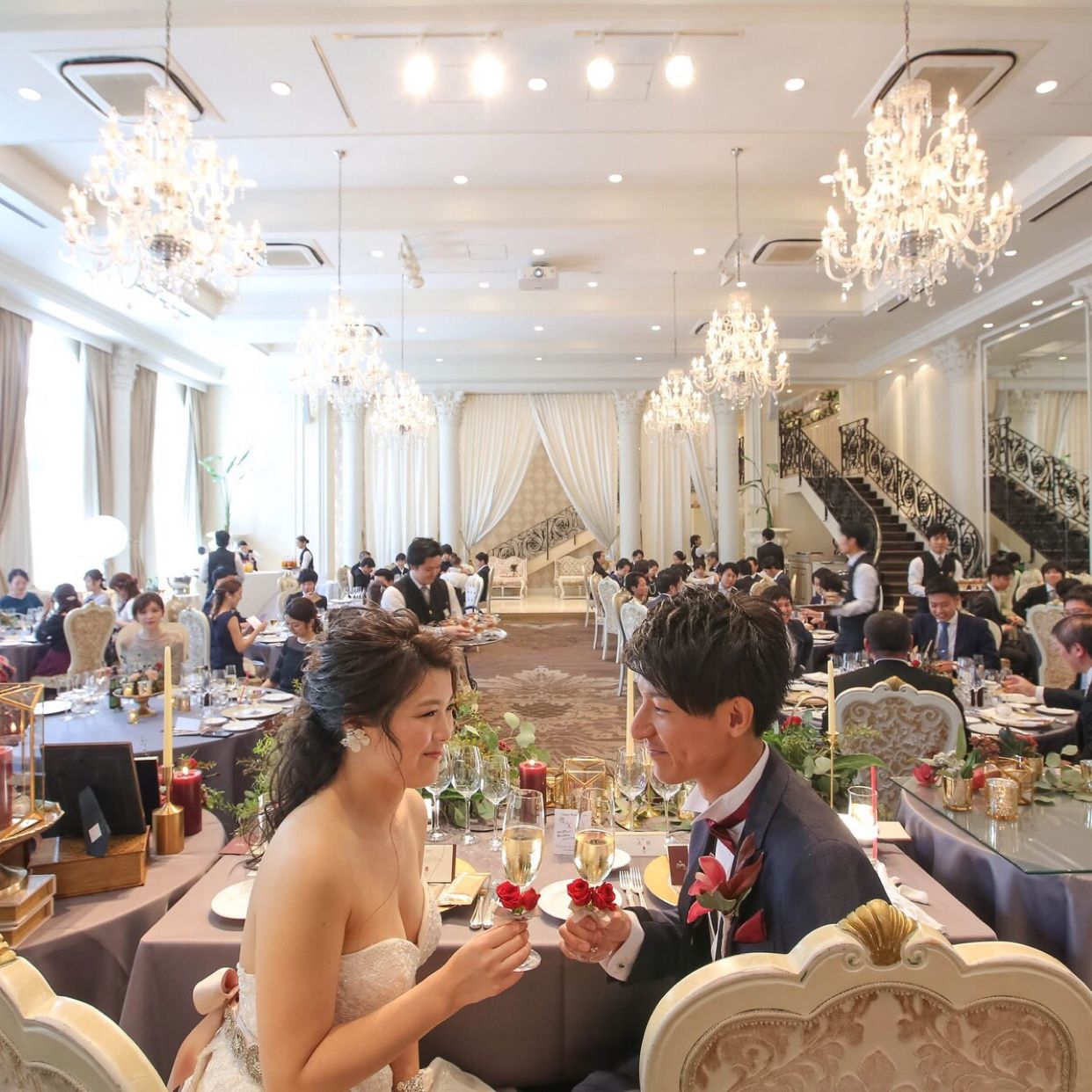 披露宴パーティのカバー写真