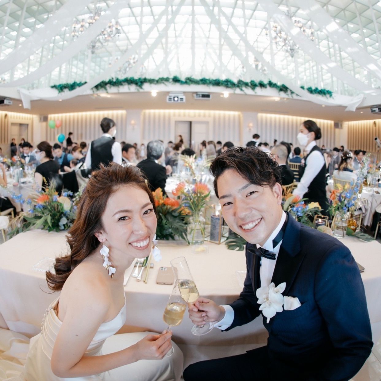 披露宴パーティのカバー写真