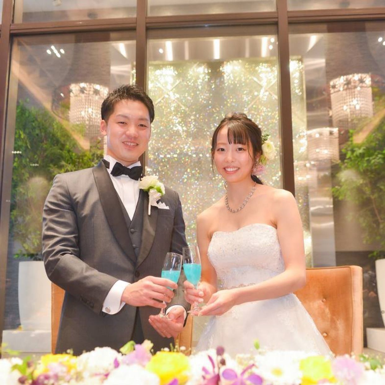 披露宴パーティのカバー写真