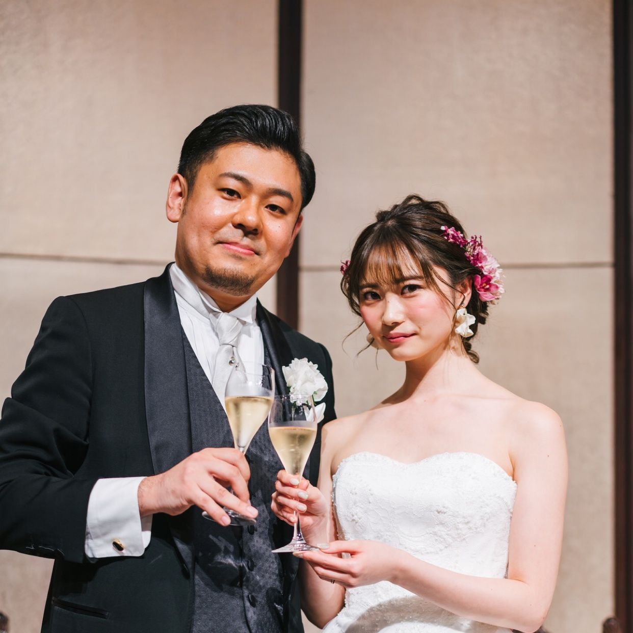 披露宴パーティのカバー写真