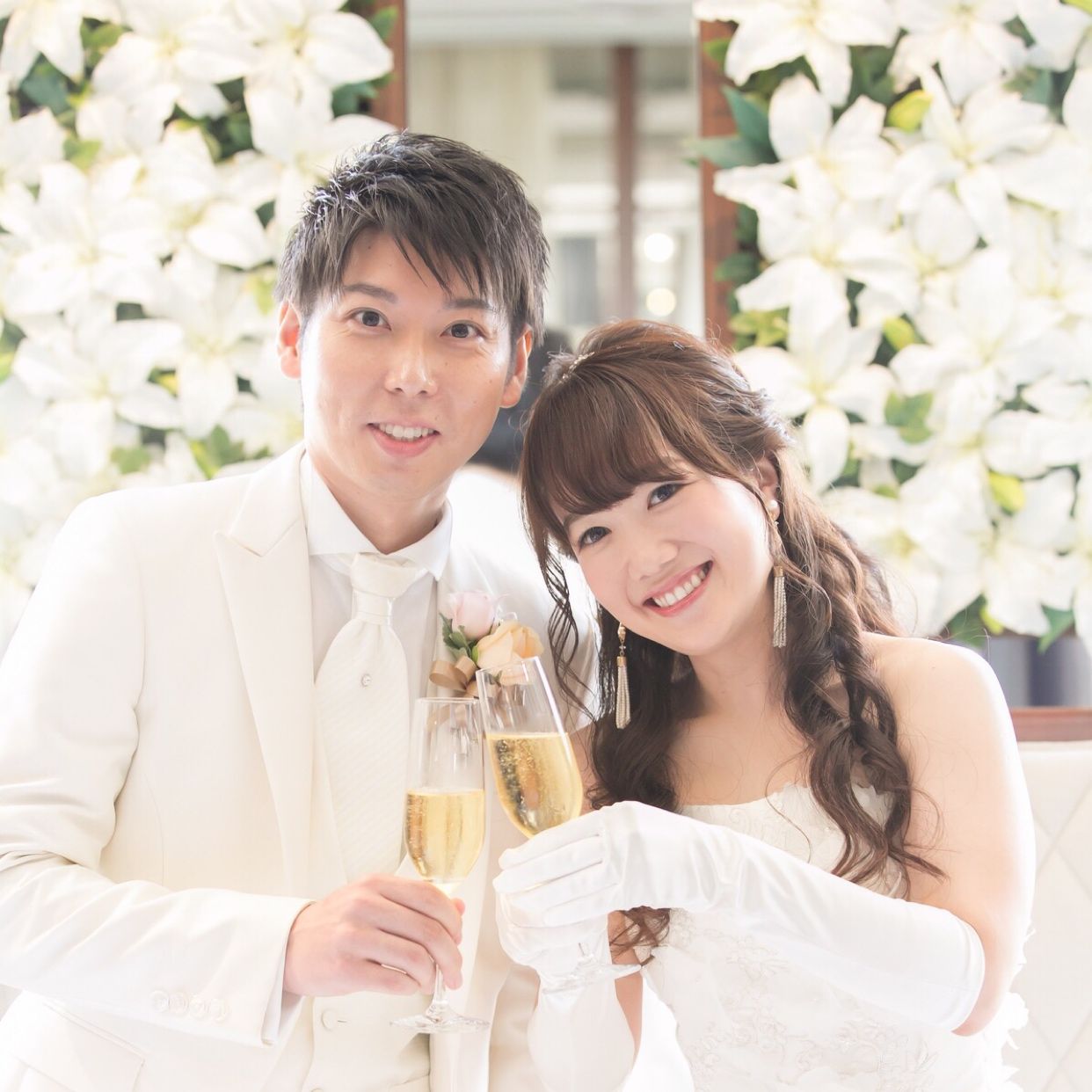 披露宴パーティのカバー写真