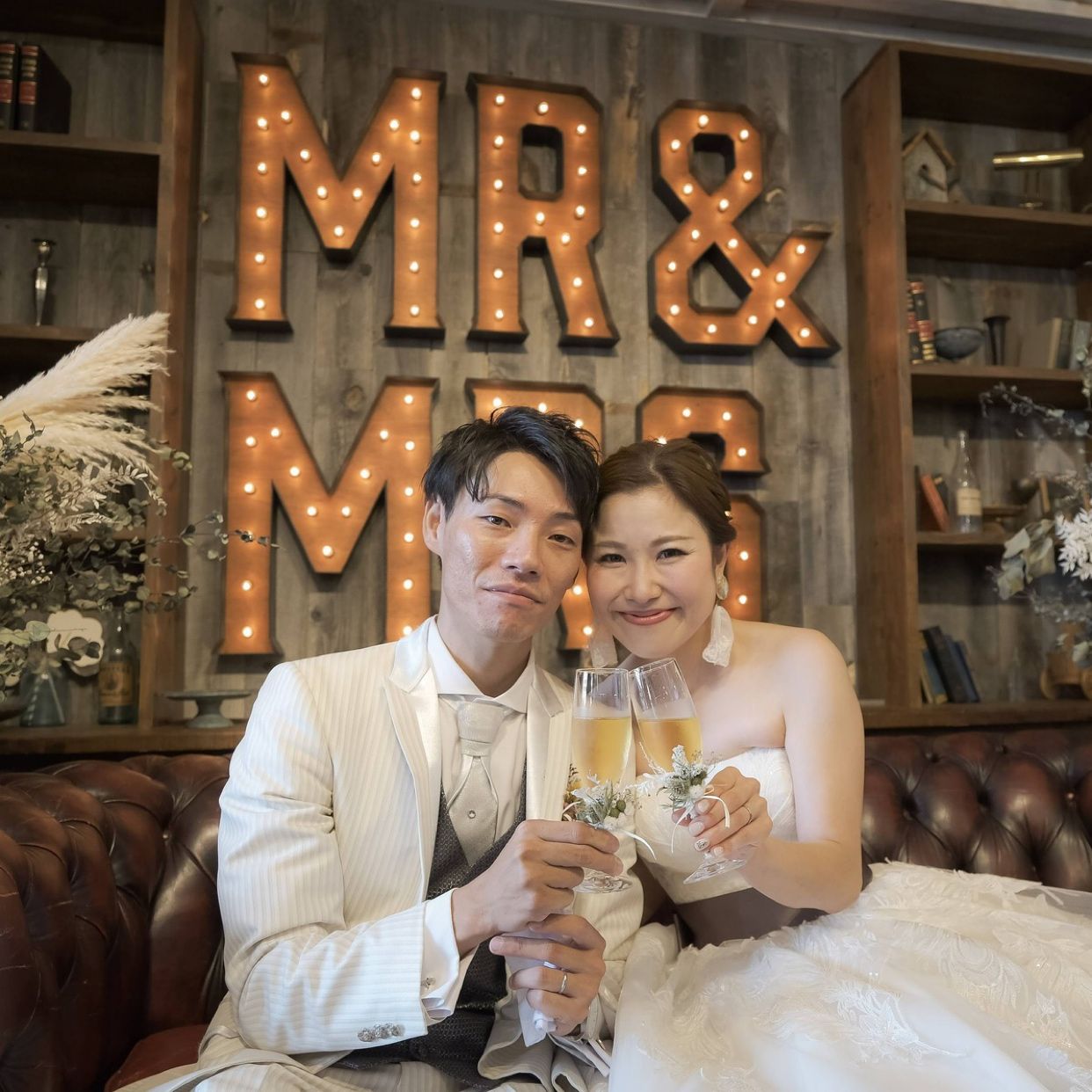 披露宴パーティのカバー写真