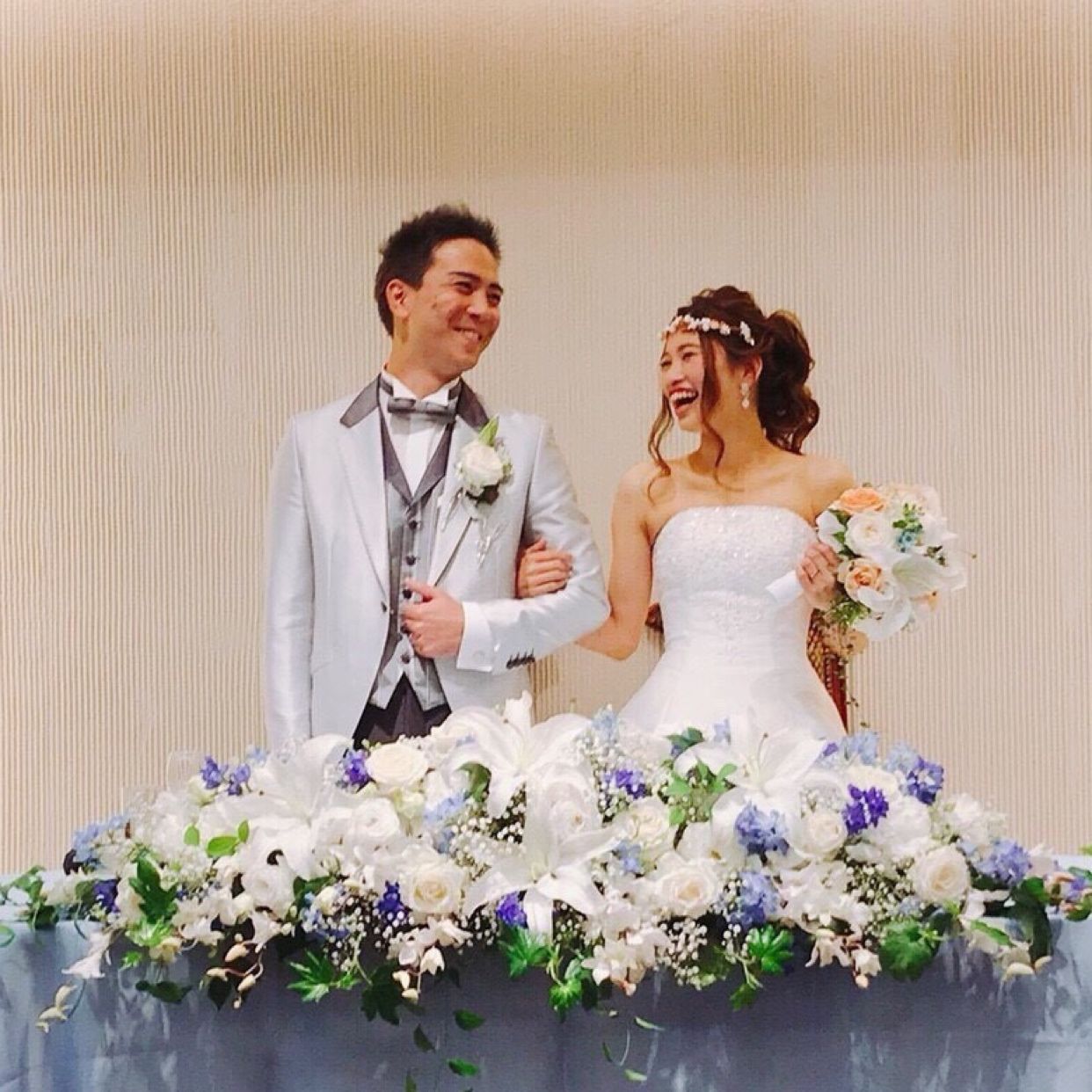 披露宴パーティのカバー写真