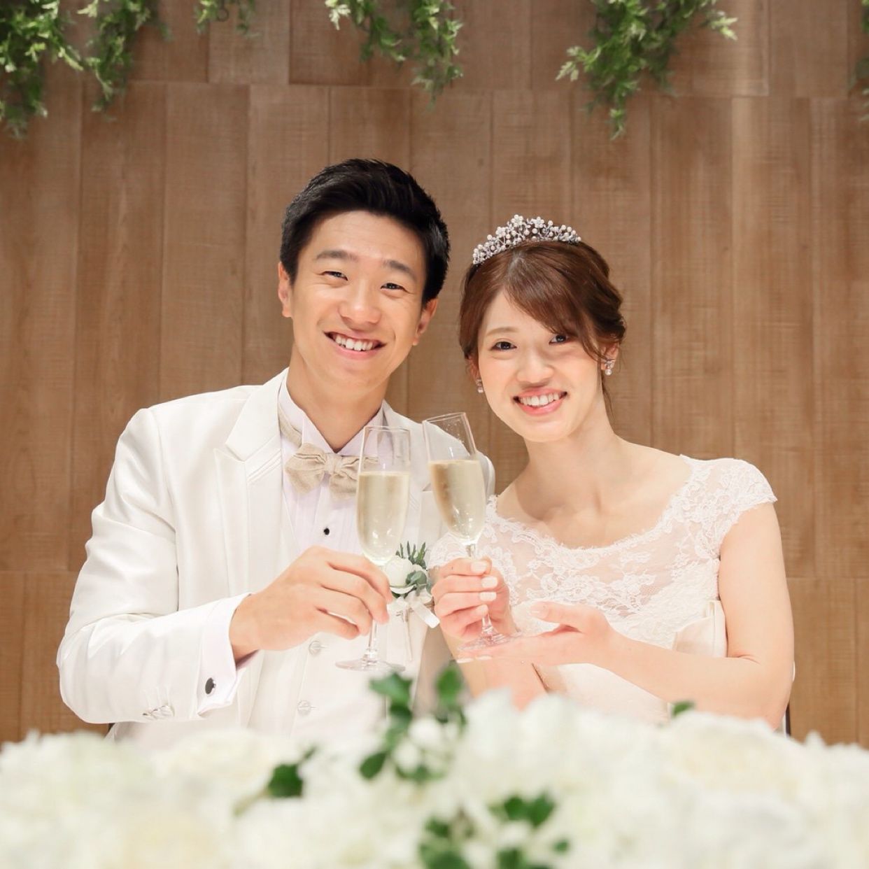 披露宴パーティのカバー写真