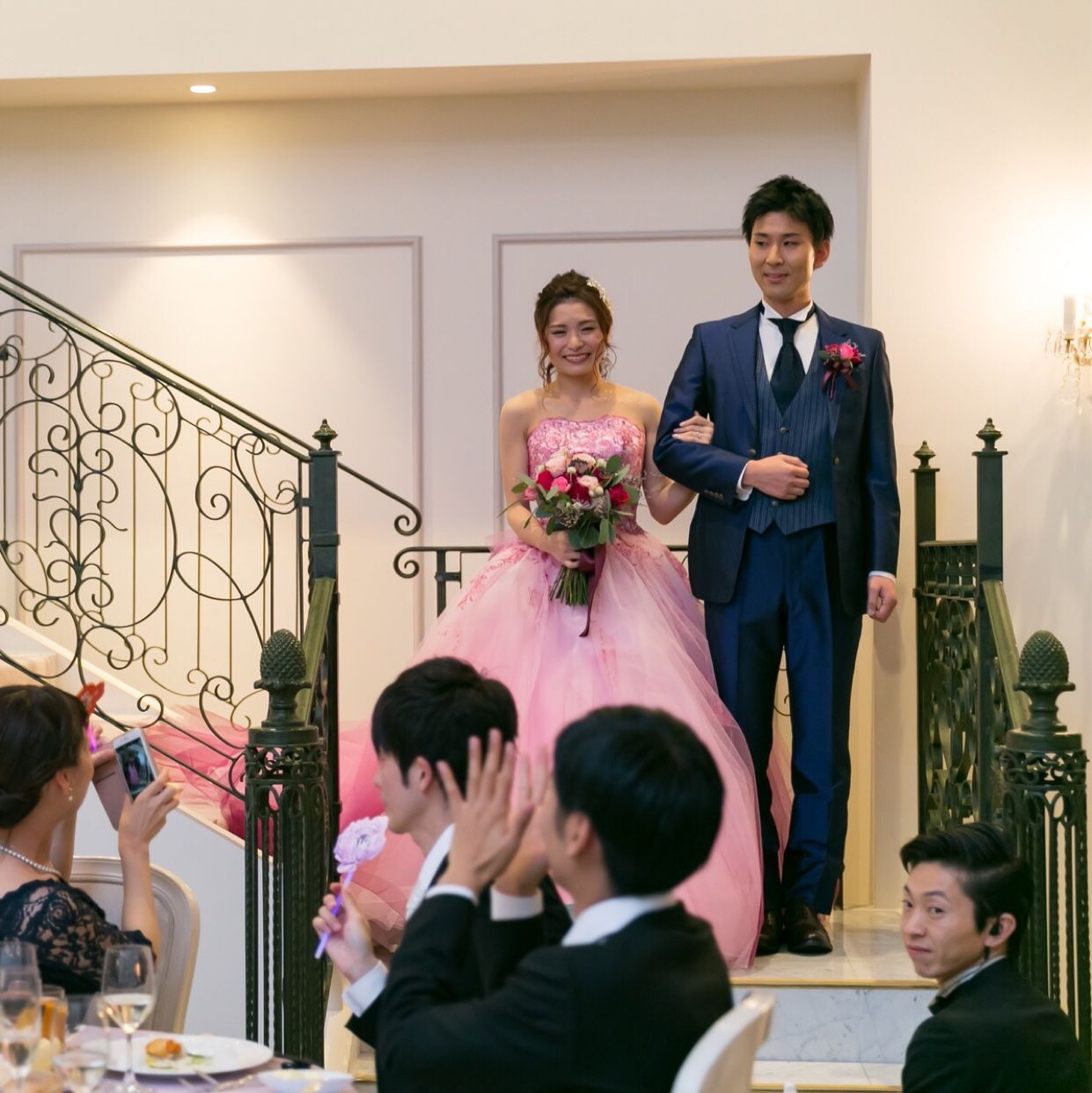 披露宴パーティのカバー写真