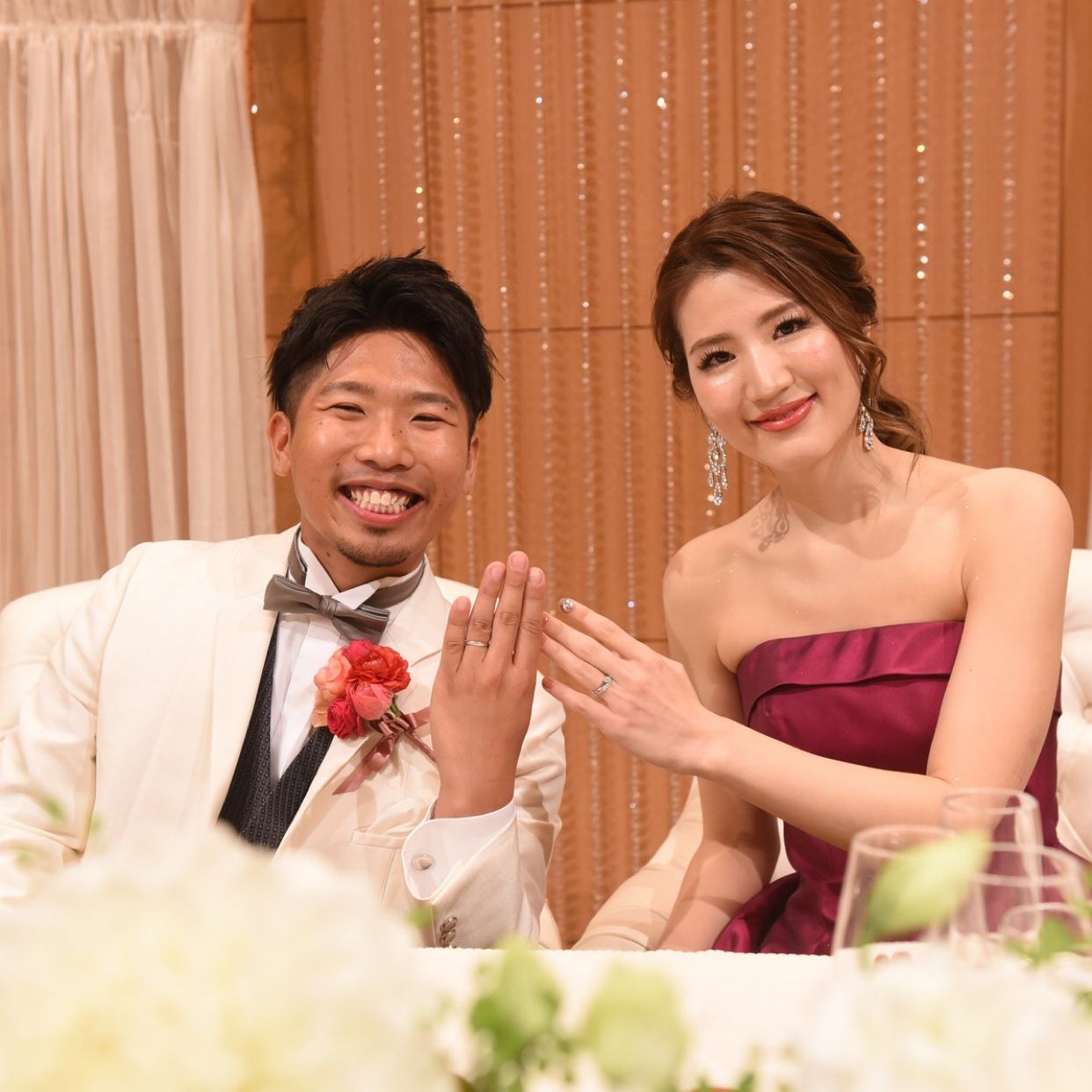 披露宴パーティのカバー写真