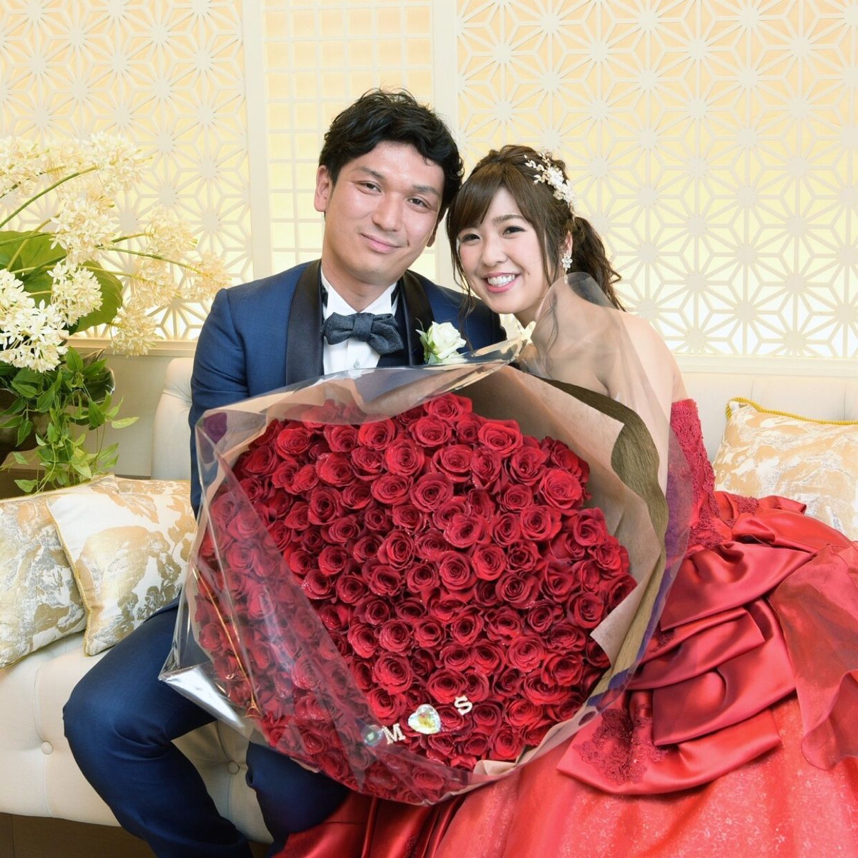 披露宴パーティのカバー写真