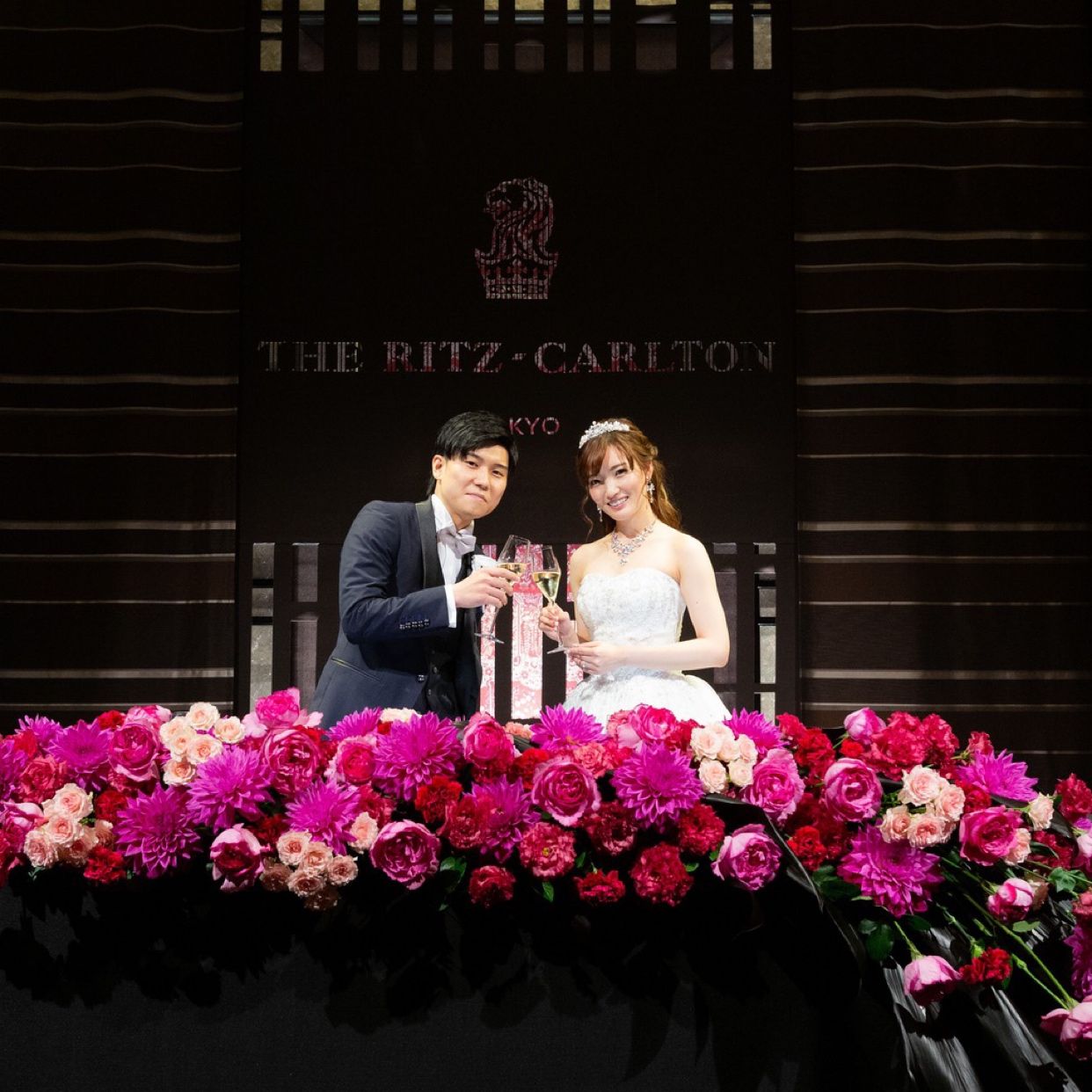 披露宴パーティのカバー写真