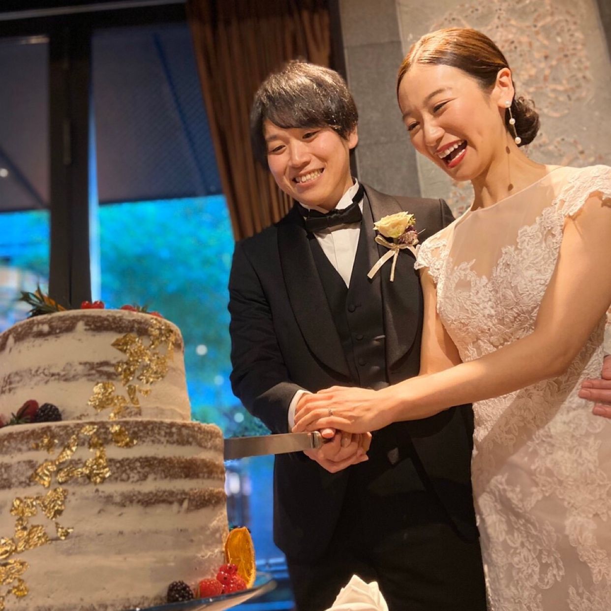 披露宴パーティのカバー写真