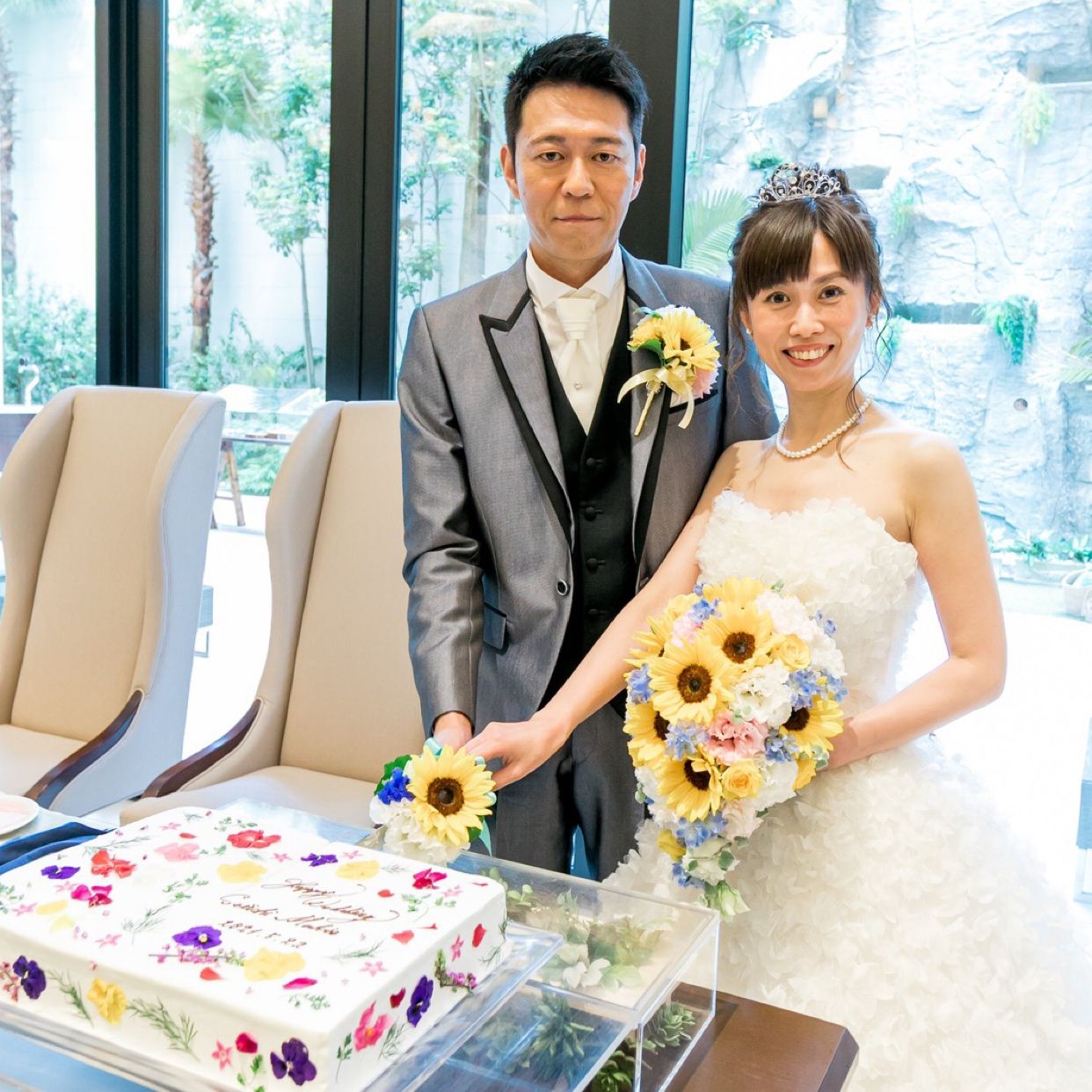 披露宴パーティのカバー写真