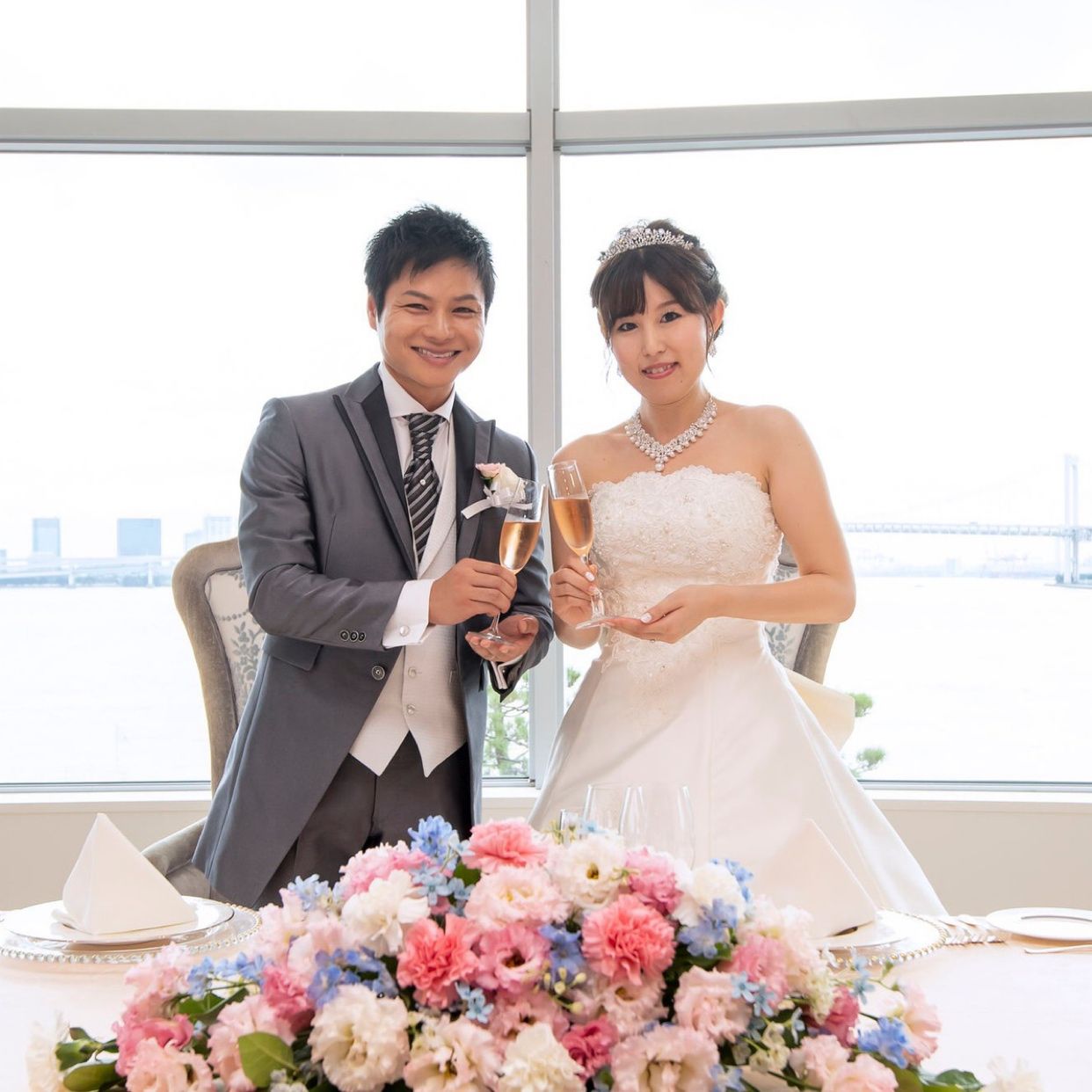 披露宴パーティのカバー写真