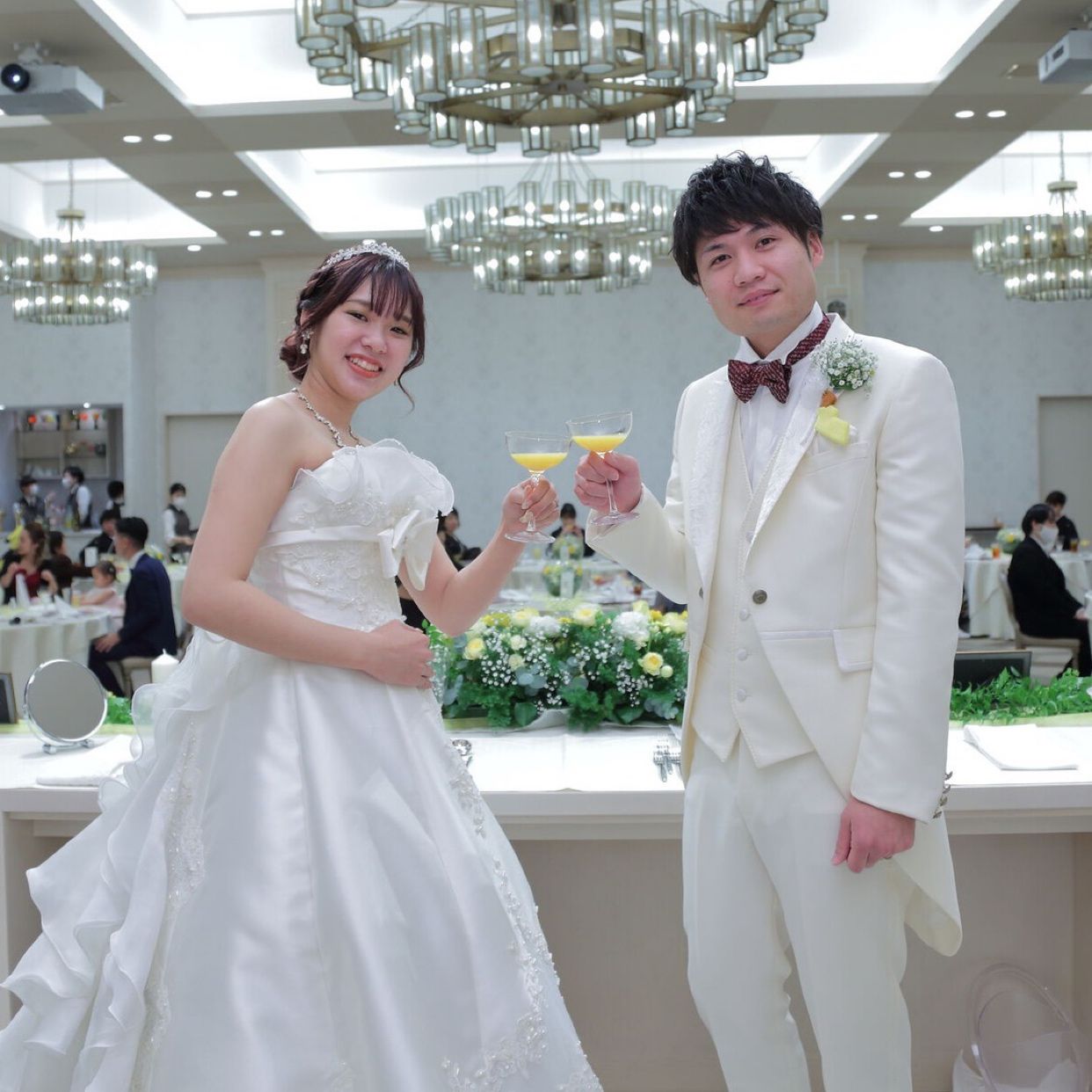 披露宴パーティのカバー写真