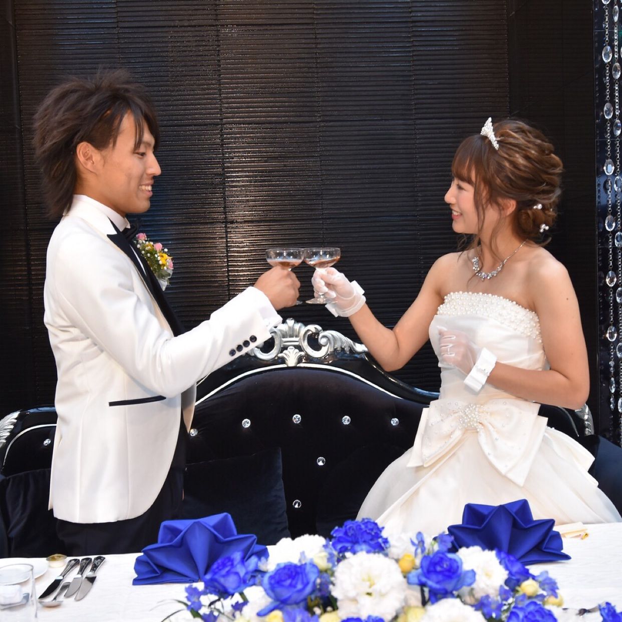 披露宴パーティのカバー写真