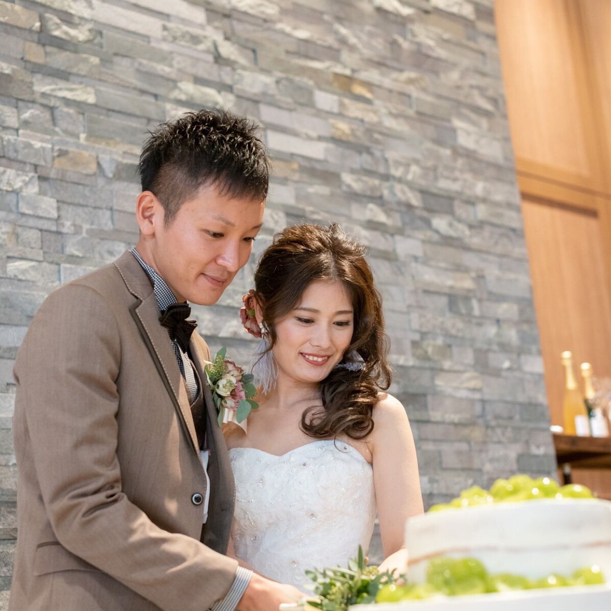 披露宴パーティのカバー写真