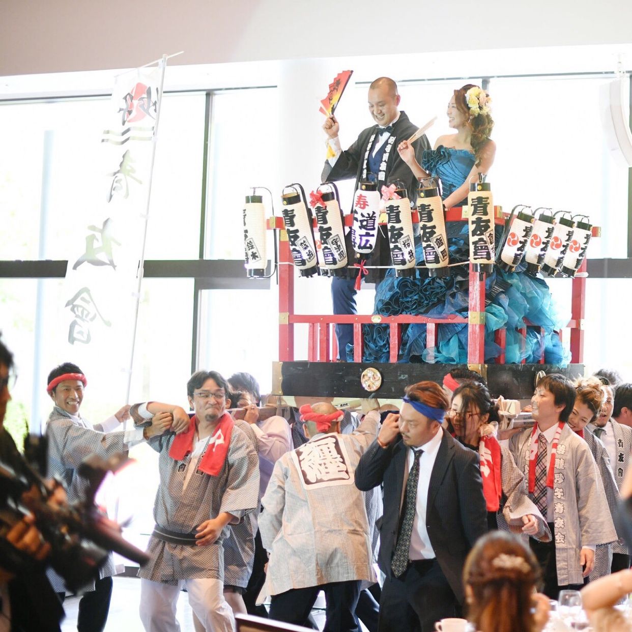 披露宴パーティのカバー写真