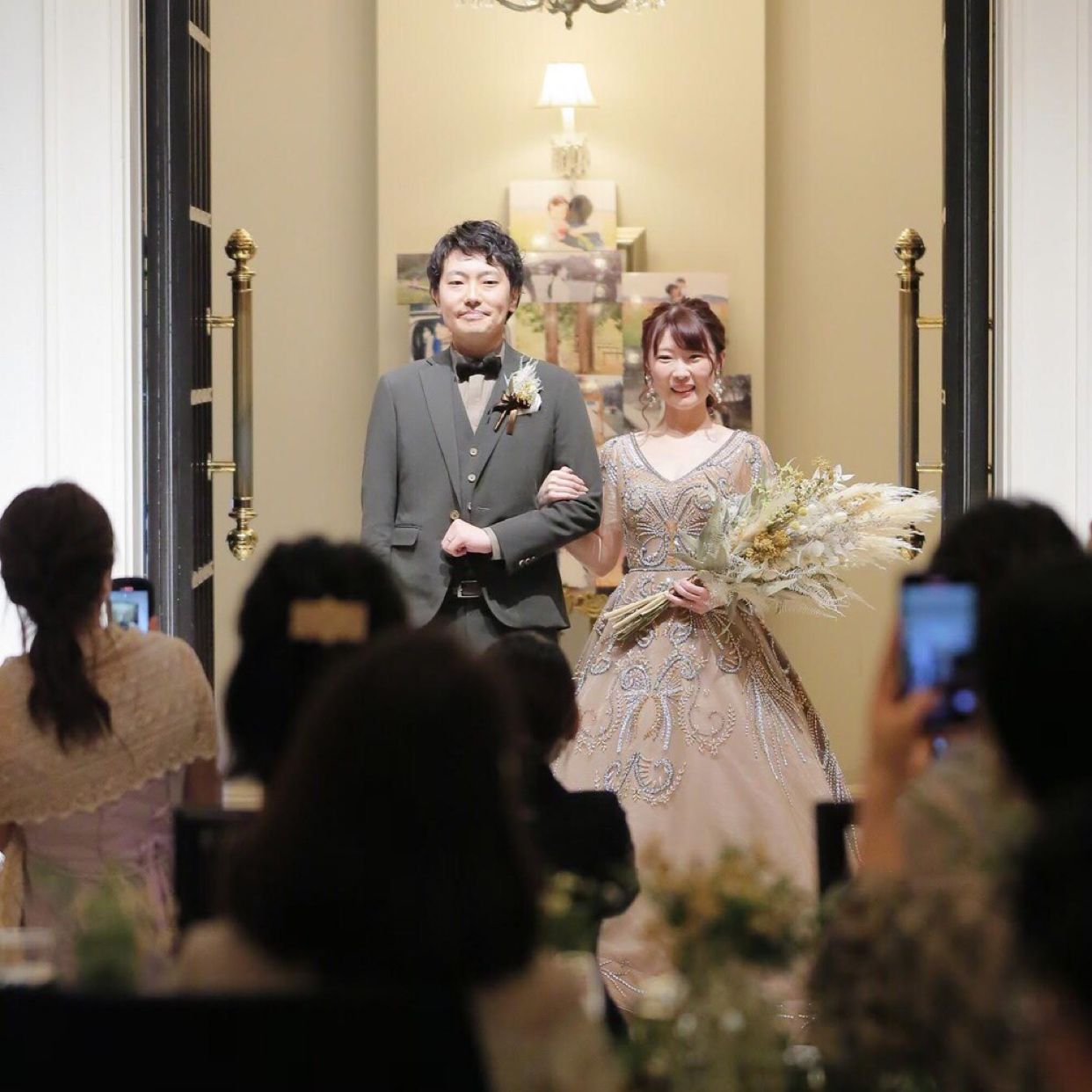 披露宴パーティのカバー写真