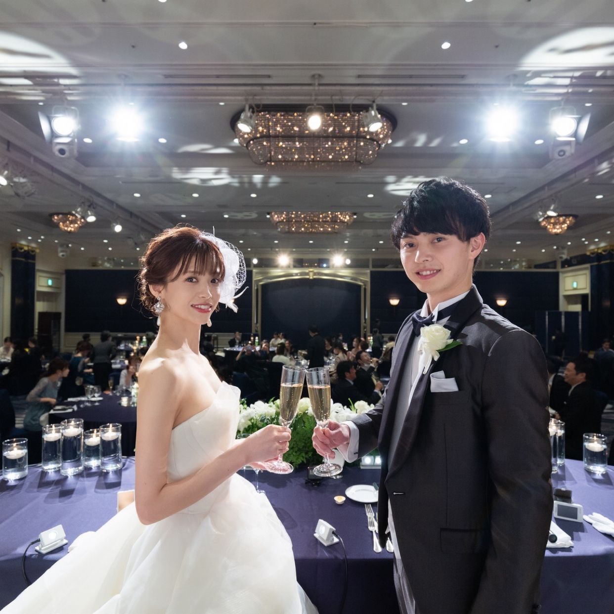 披露宴パーティのカバー写真