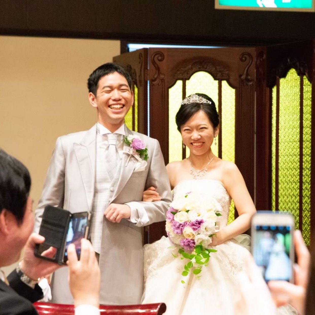 披露宴パーティのカバー写真