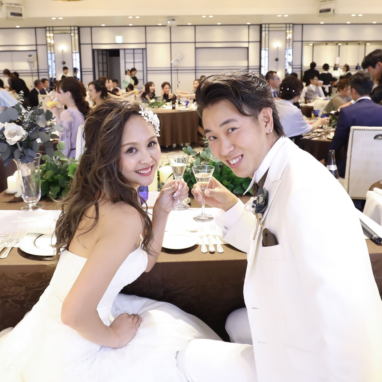 披露宴パーティのカバー写真