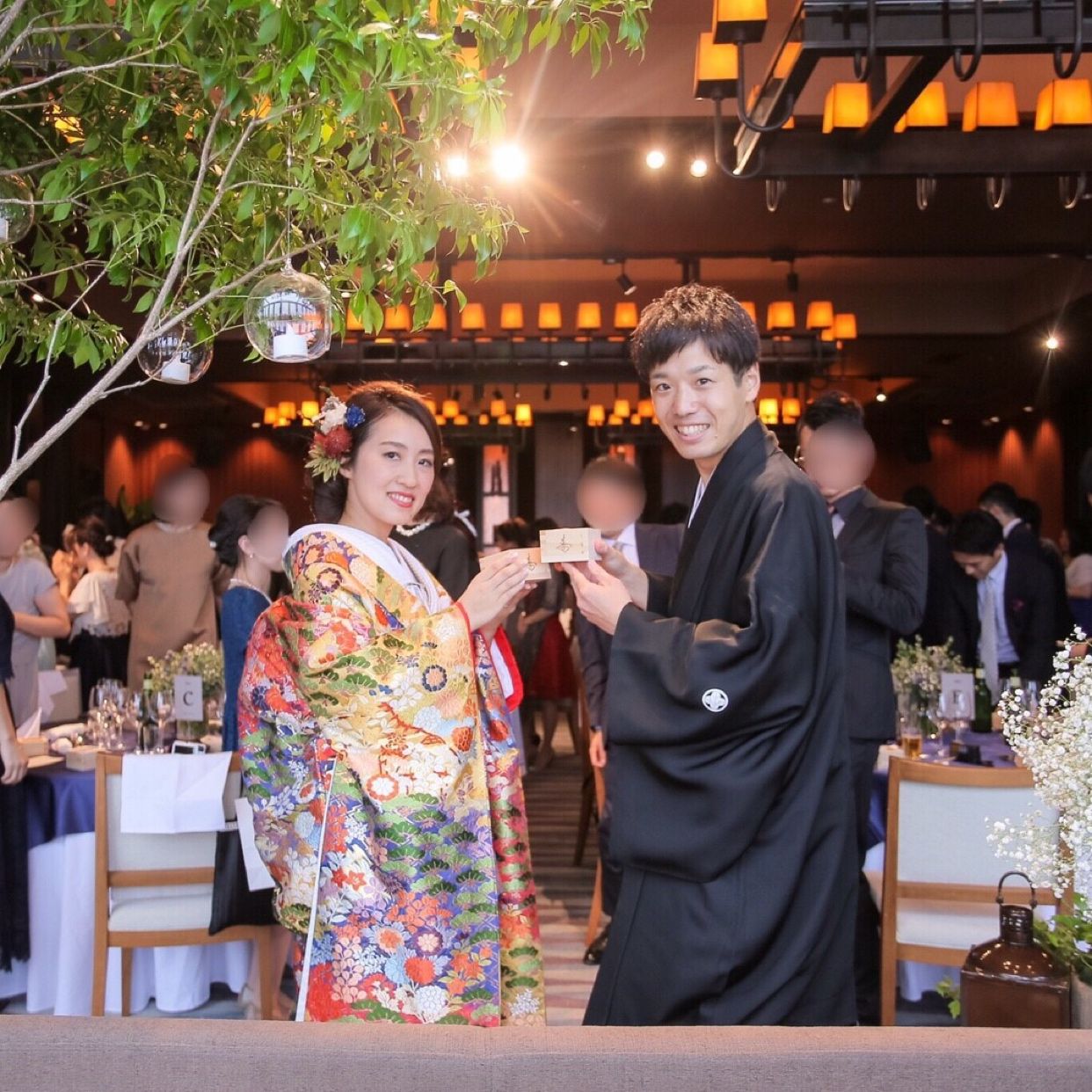 披露宴パーティのカバー写真