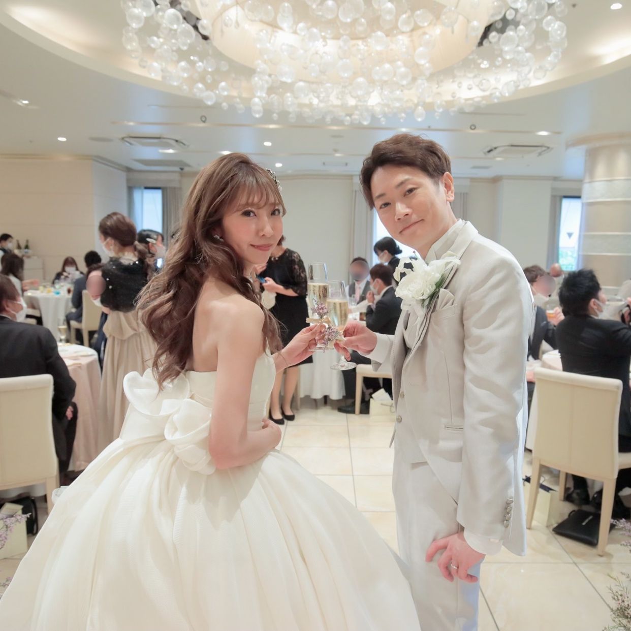 披露宴パーティのカバー写真