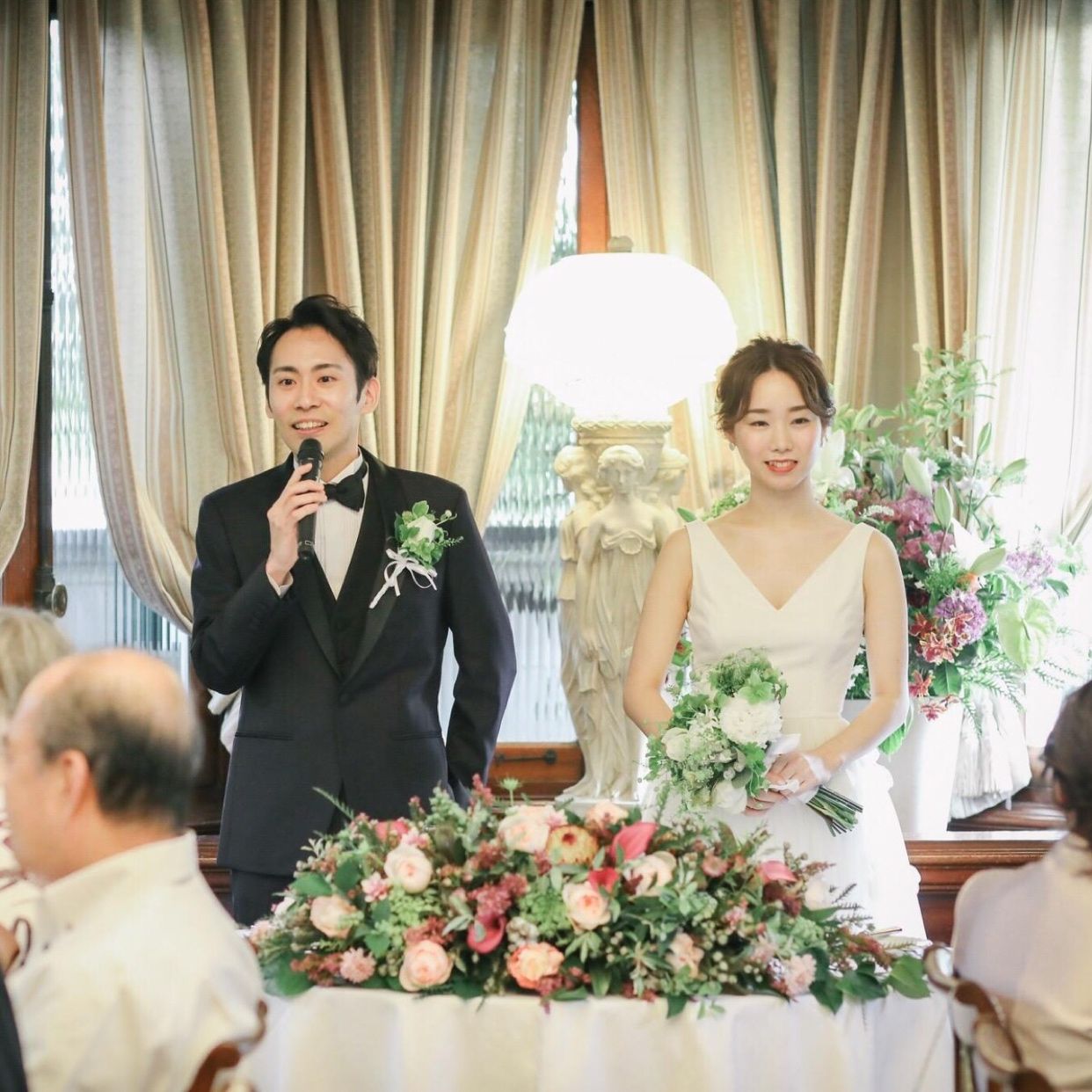 披露宴パーティのカバー写真