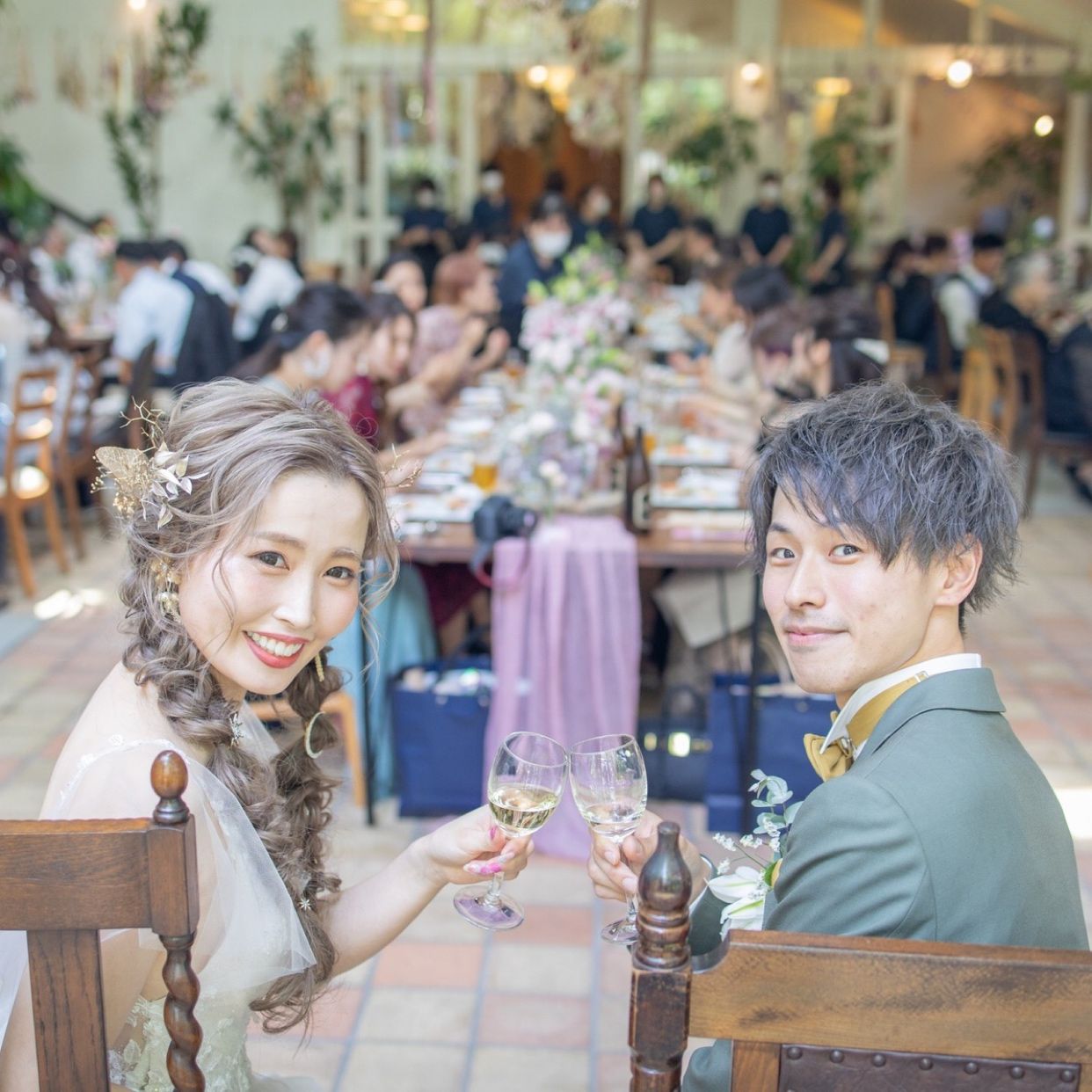 披露宴パーティのカバー写真