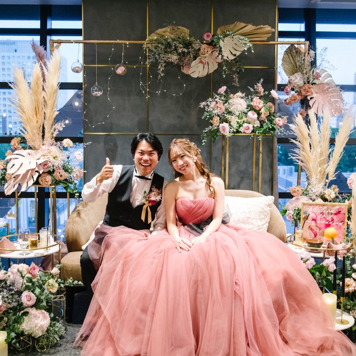 披露宴パーティのカバー写真